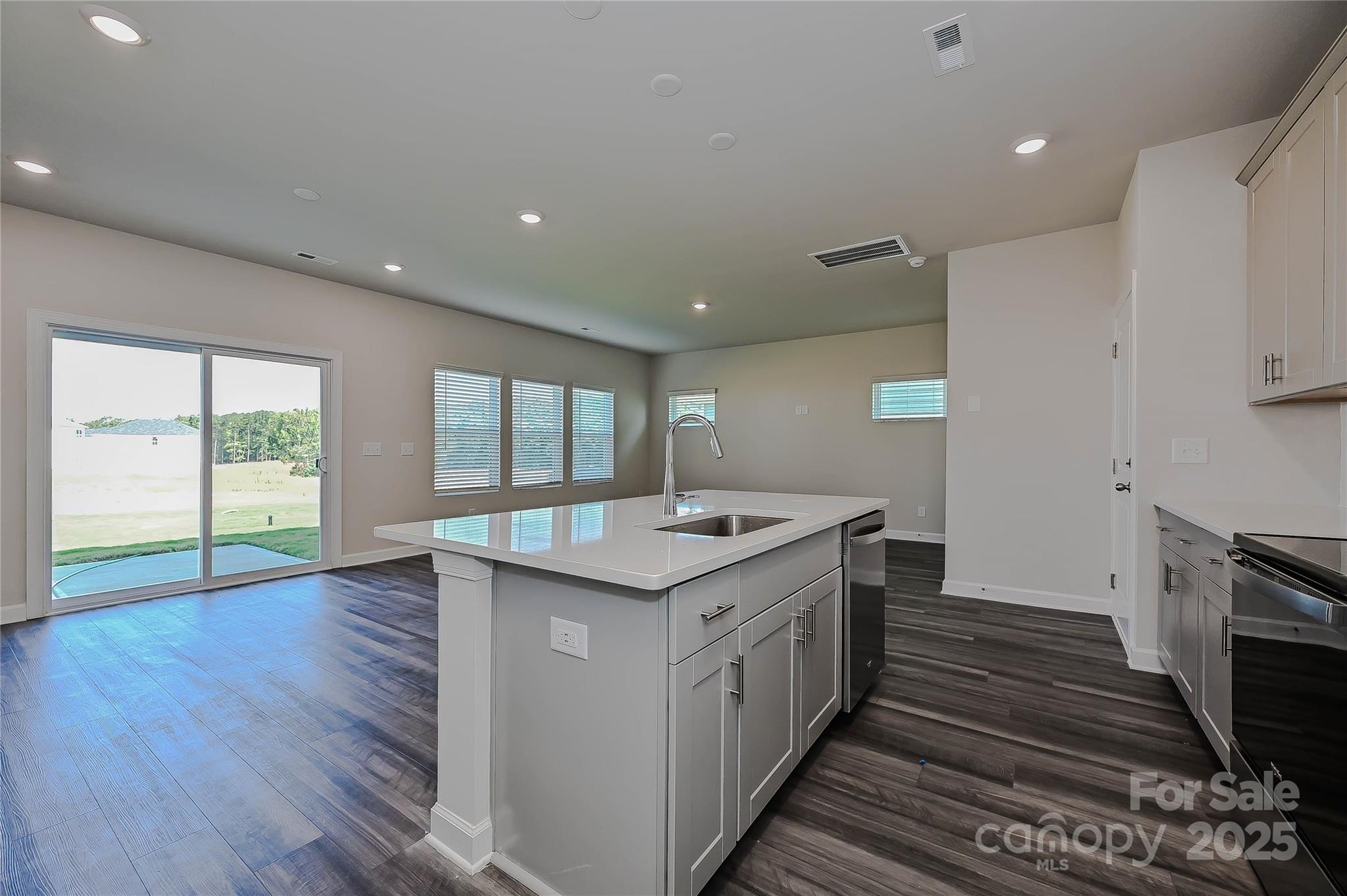 Property image 5 of 1420 Wildflower Street in Buffalo Ridge, Newton, NC 28658