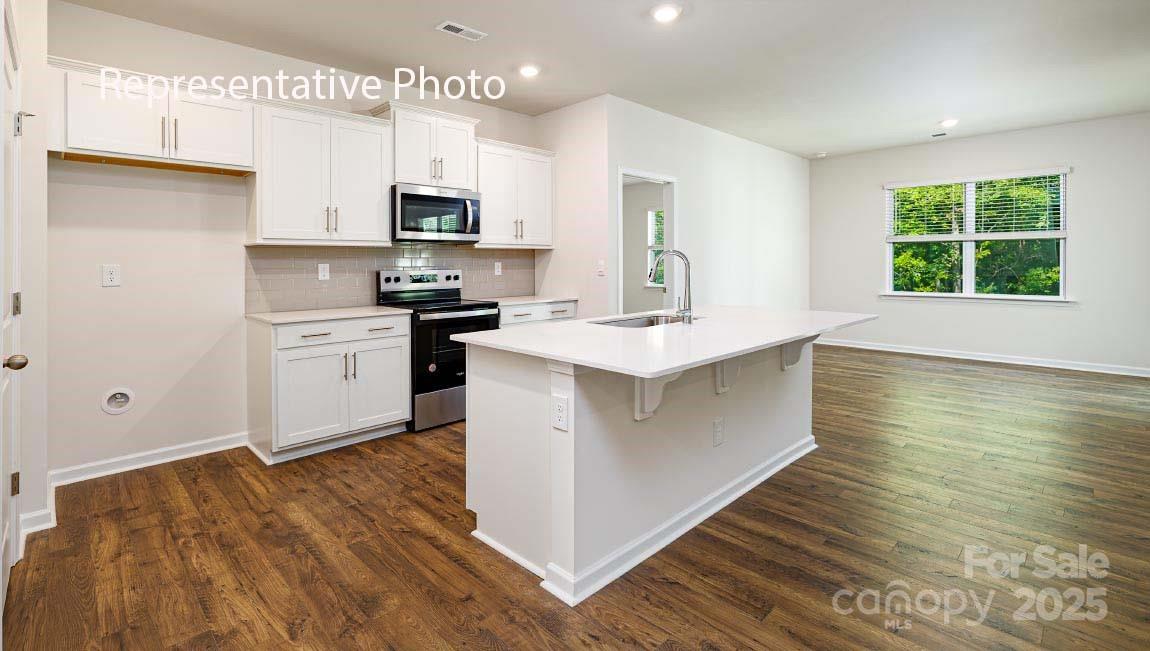 Property image 4 of 8037 Kennesaw Drive in Nolen Farm, Gastonia, NC 28056