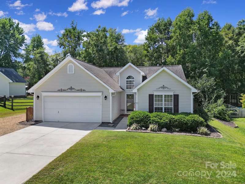 Property image 2 at 2405 Ivy Run Drive, Indian Trail, NC 28079