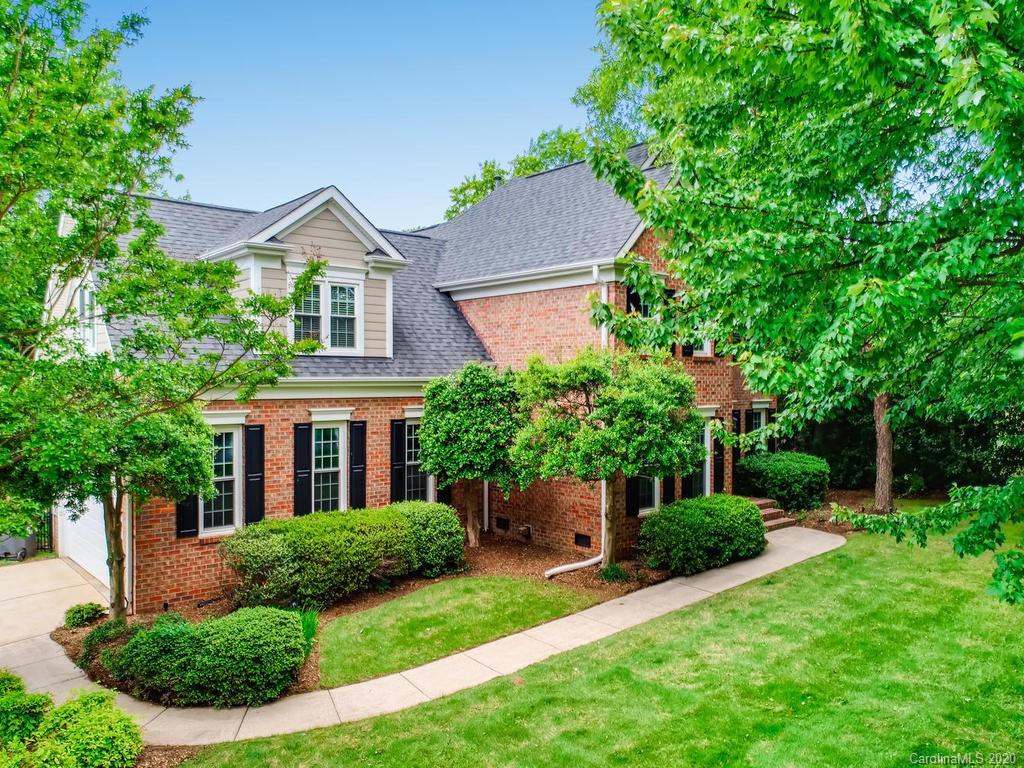 Property image 2 of 16647 Greenfarm Road in Green Farm, Huntersville, NC 28078