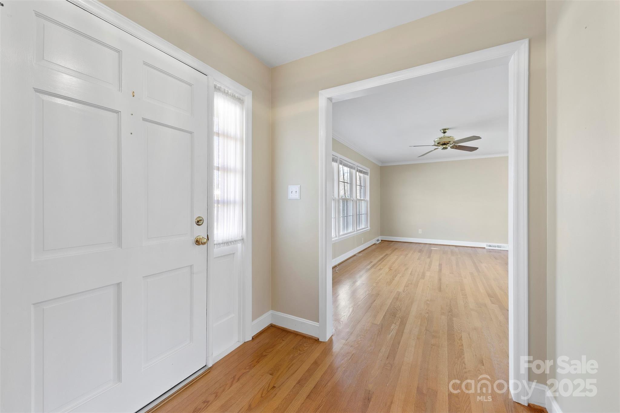 Property image 3 of 1645 Nottingham Drive in Kingswood, Gastonia, NC 28054