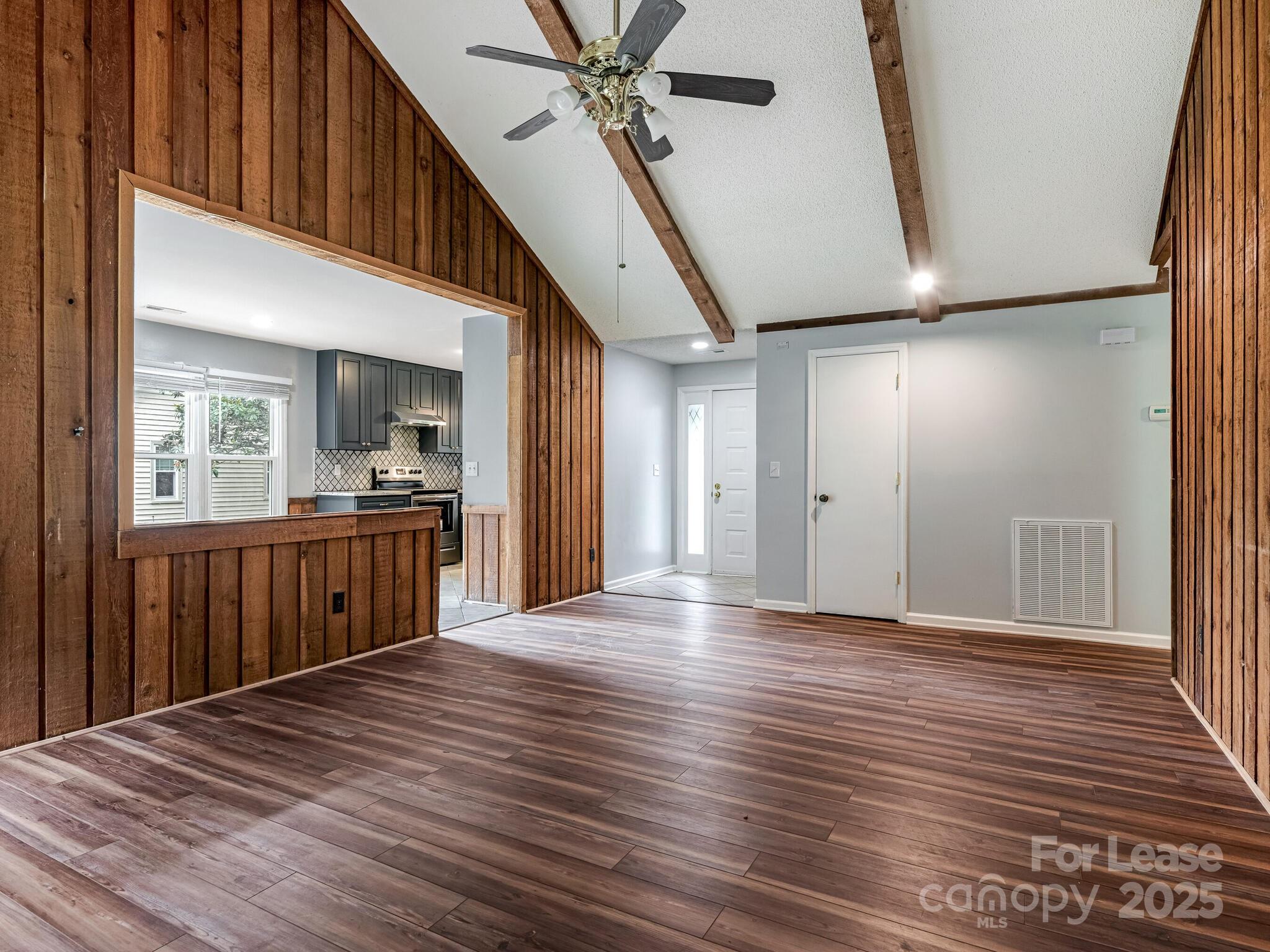 Property image 5 of 7609 King Richard Court in Birnam Woods, Charlotte, NC 28227