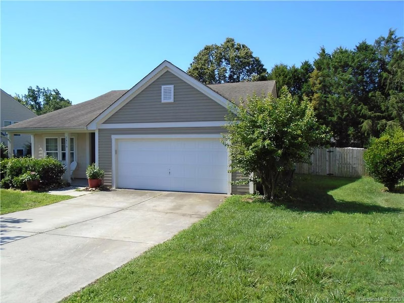 Property image 3 at 1416 Commonwealth Avenue, Statesville, NC 28677