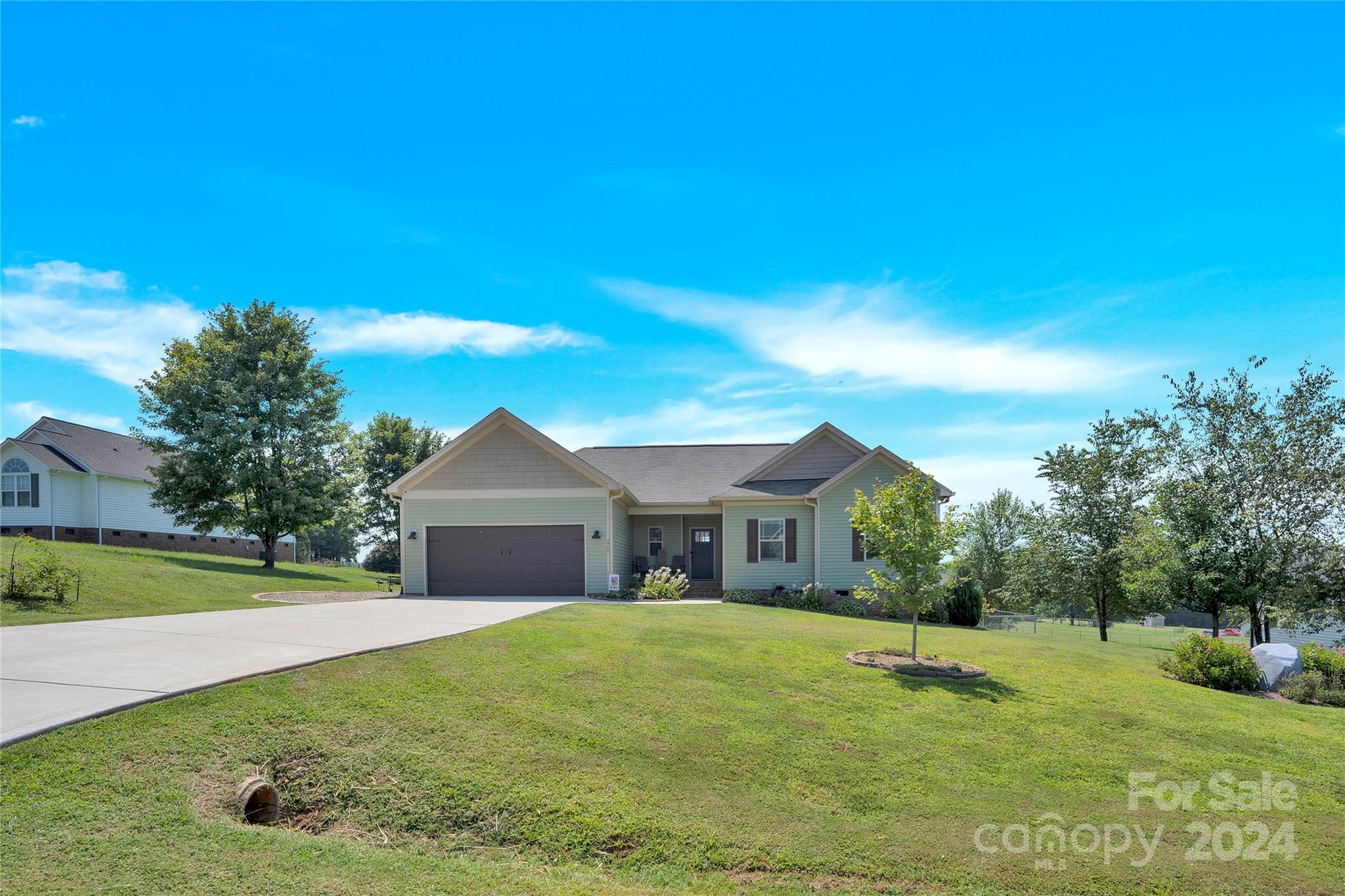Property image 2 of 2757 Eagle Drive in Eagle Glen, Lincolnton, NC 28092