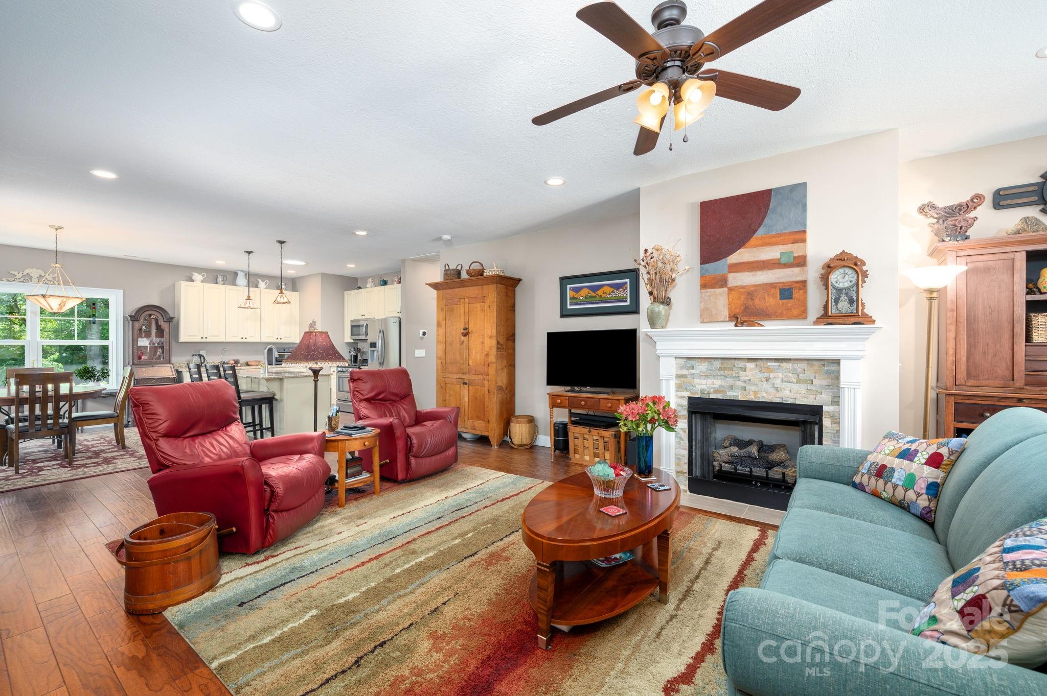 Property image 5 of 12 Asher Lane in Cottages at Glenn Oaks, Arden, NC 28704