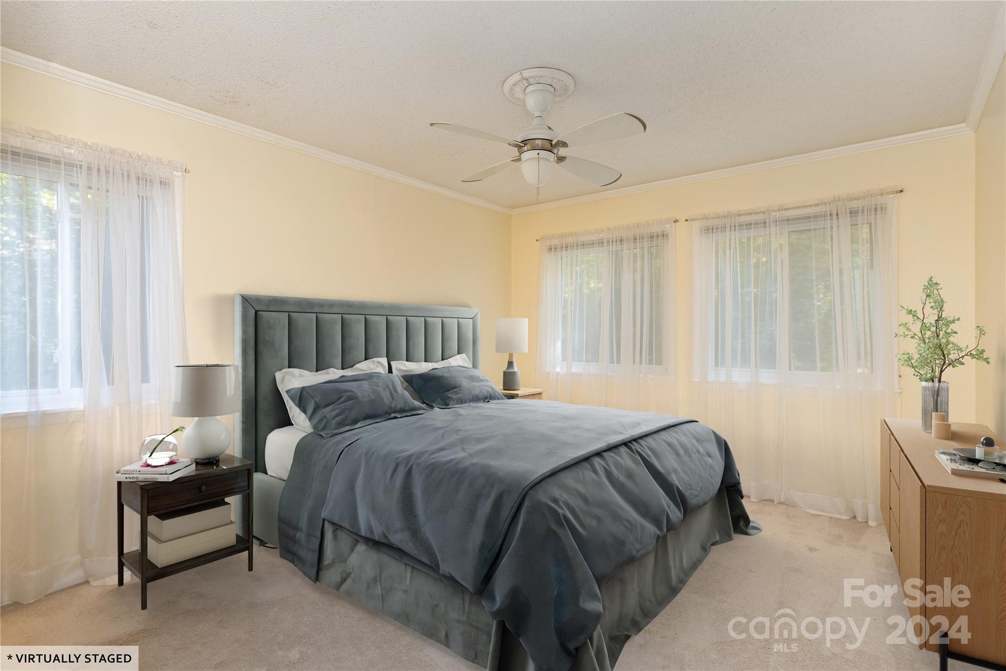 Property image 4 of 27 Lake Drive in Laurel Park Villas, Laurel Park, NC 28739