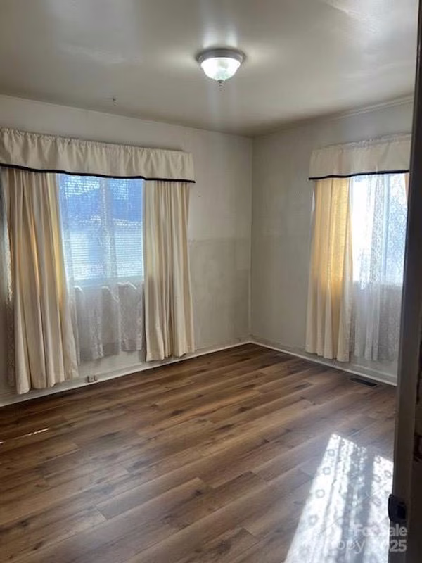 Property image 3 at 2327 Catalina Avenue, Charlotte, NC 28206