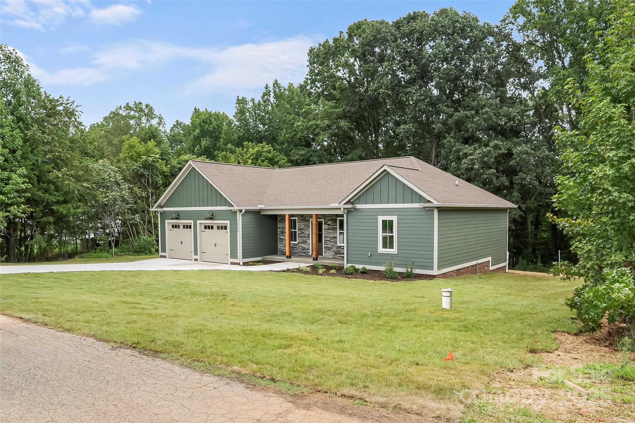 Property image 2 of 2618 Polo Lane in The Paddocks, Maiden, NC 28650