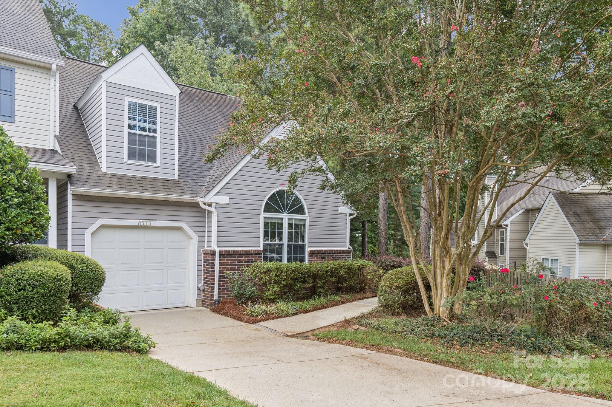 Property image 2 of 8333 Southgate Commons Drive in Southgate Commons, Charlotte, NC 28277