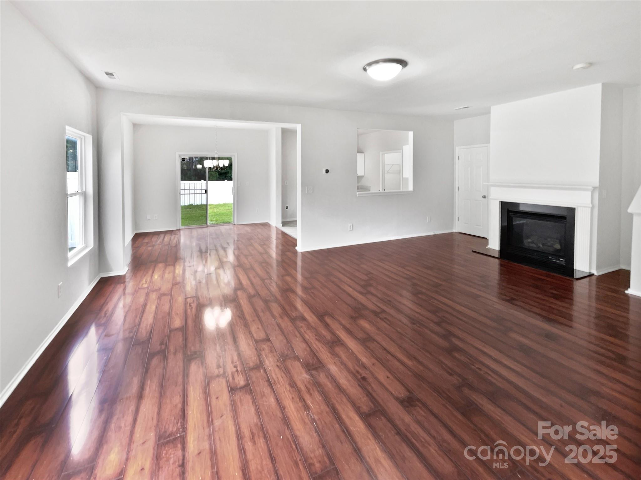 Property image 3 of 1733 Hollybrook Avenue in Willow Creek, Gastonia, NC 28054