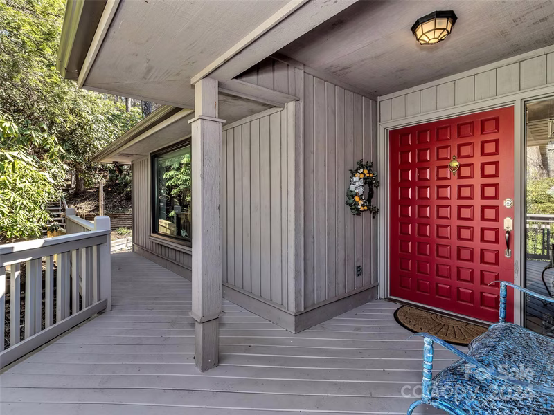 Property image 2 at 69 Mimosa Way, Hendersonville, NC 28739