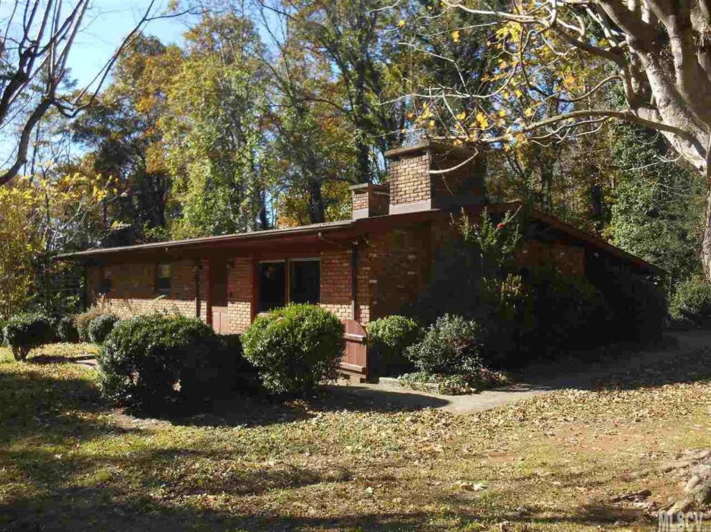 Property image 2 of 412 Tremont Circle in Tremont Park, Lenoir, NC 28645