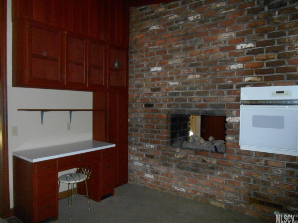 Property image 3 of 412 Tremont Circle in Tremont Park, Lenoir, NC 28645