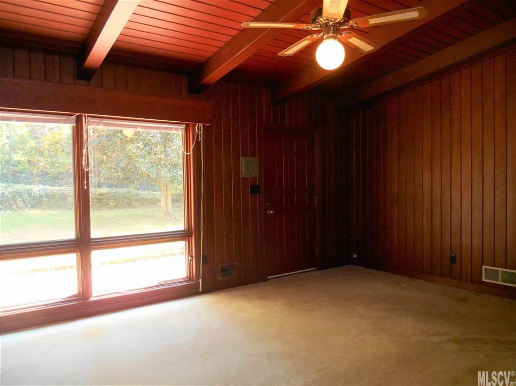 Property image 5 of 412 Tremont Circle in Tremont Park, Lenoir, NC 28645