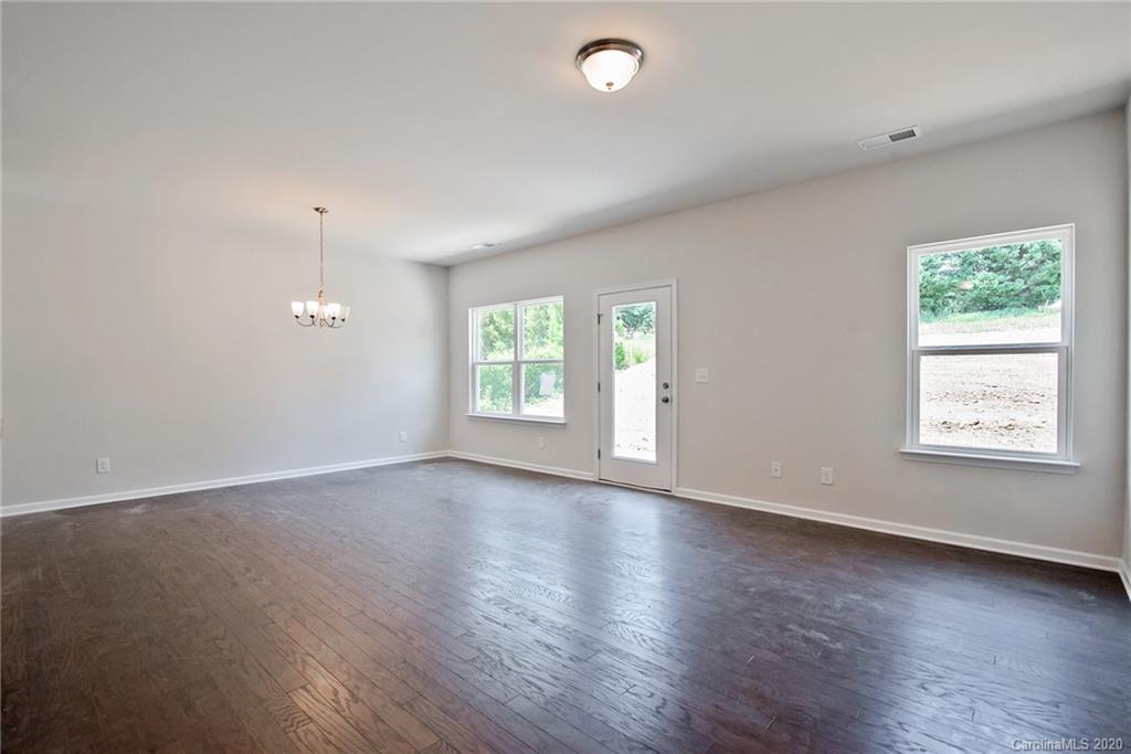 Property image 5 of 806 Foxmeade Court in Reserve at the Country Club, Salisbury, NC 28144