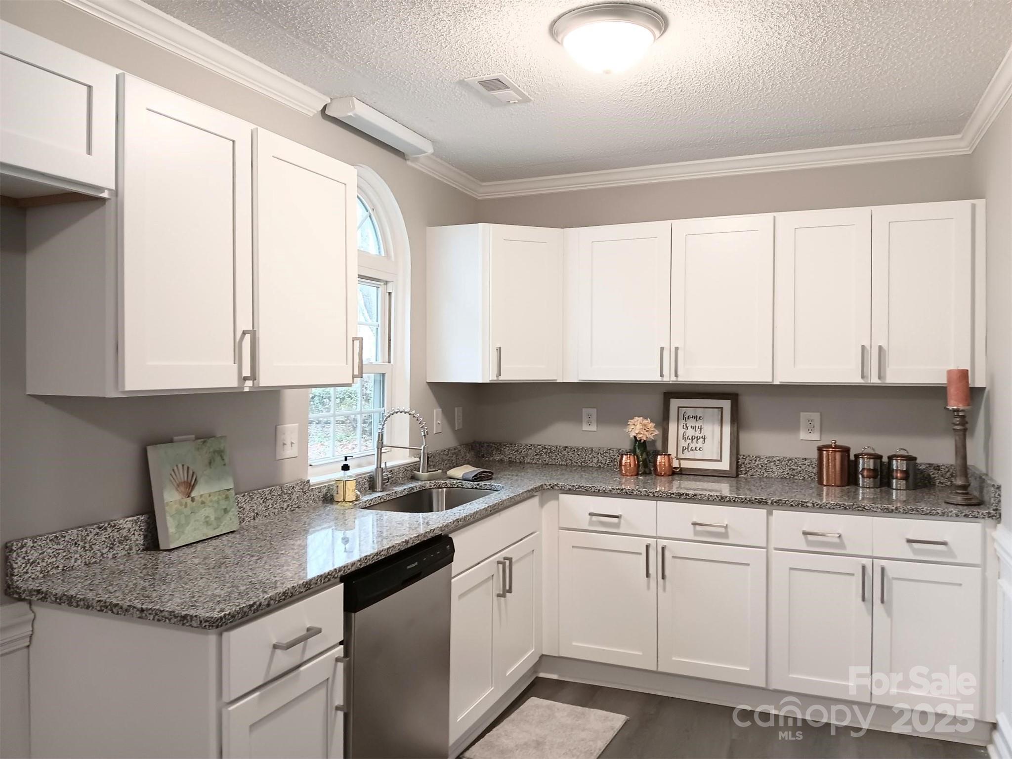 Property image 3 of 5105 Chelsey Lane in Sandalwood, Monroe, NC 28110