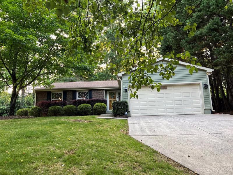 Property image 2 at 7001 Wooden Rail Lane, Mint Hill, NC 28227