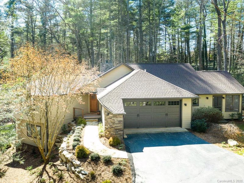 Property image 2 at 35 Mountain Lake Drive, Hendersonville, NC 28739