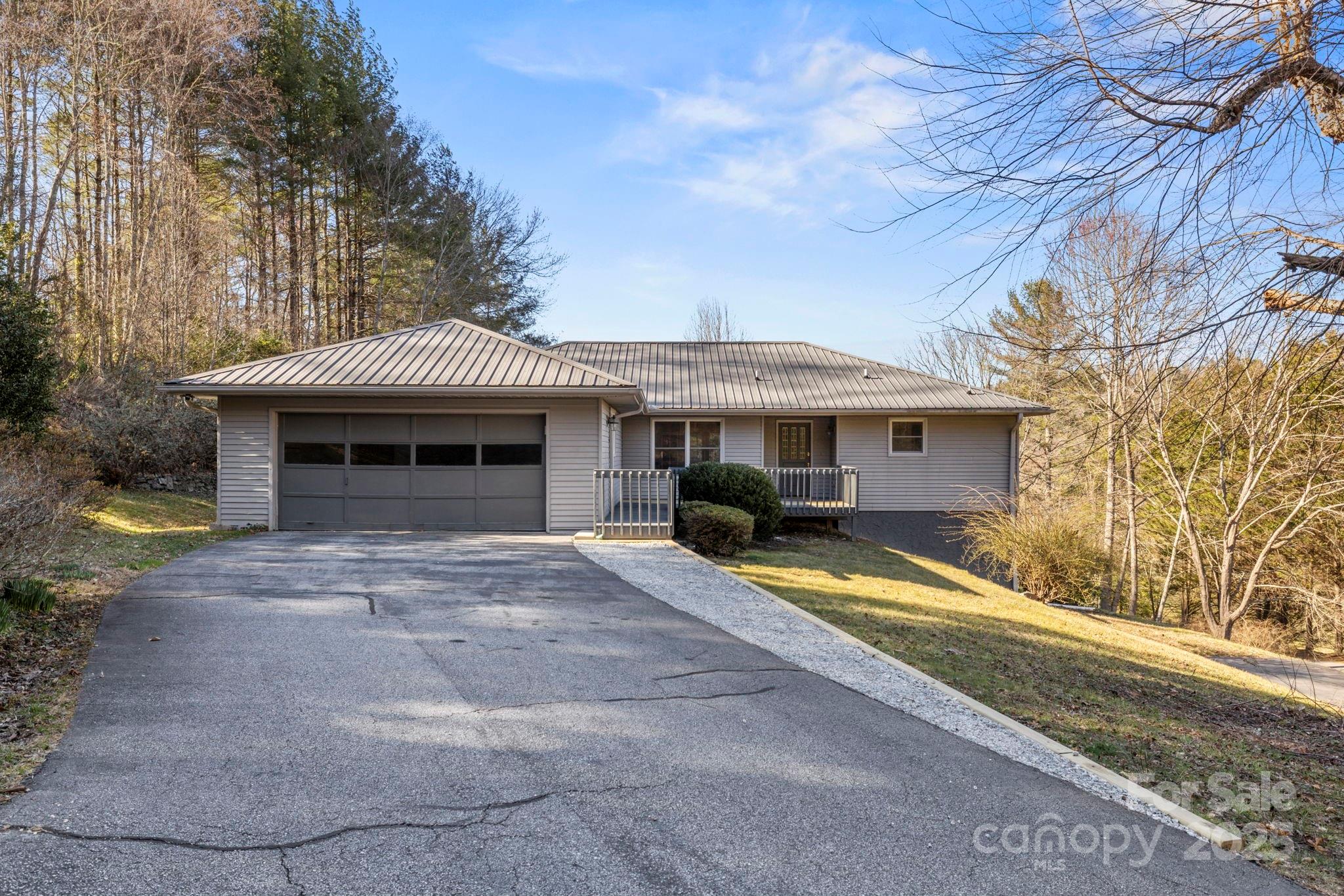 Property image 2 of 30 Hubbard Circle in Little River Ranch, Penrose, NC 28766