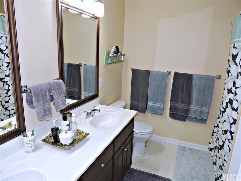 Property image 5 at 1355 Frances Court, Hickory, NC 28602