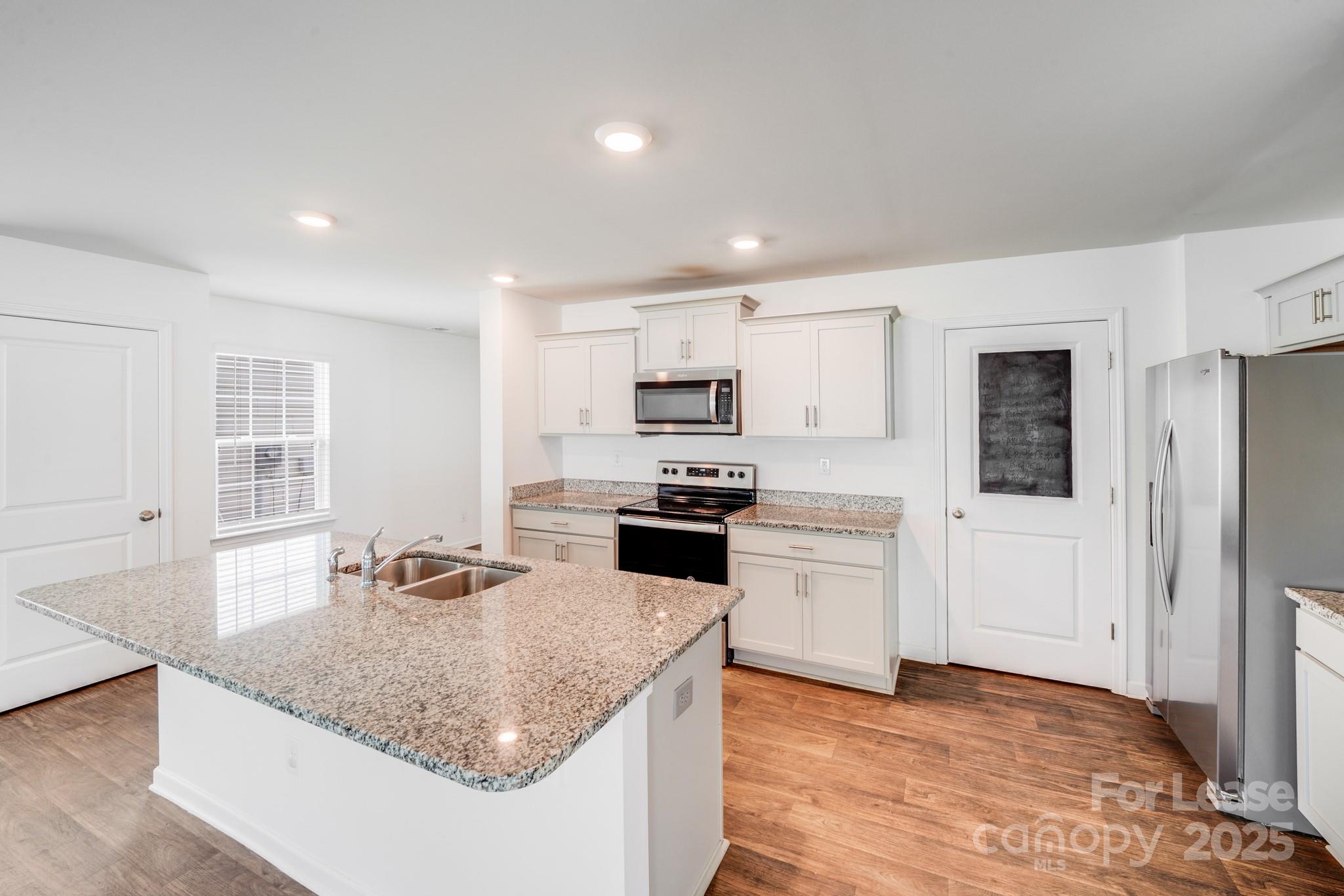 Property image 3 of 3255 Winesap Drive in Apple Creek, Dallas, NC 28034