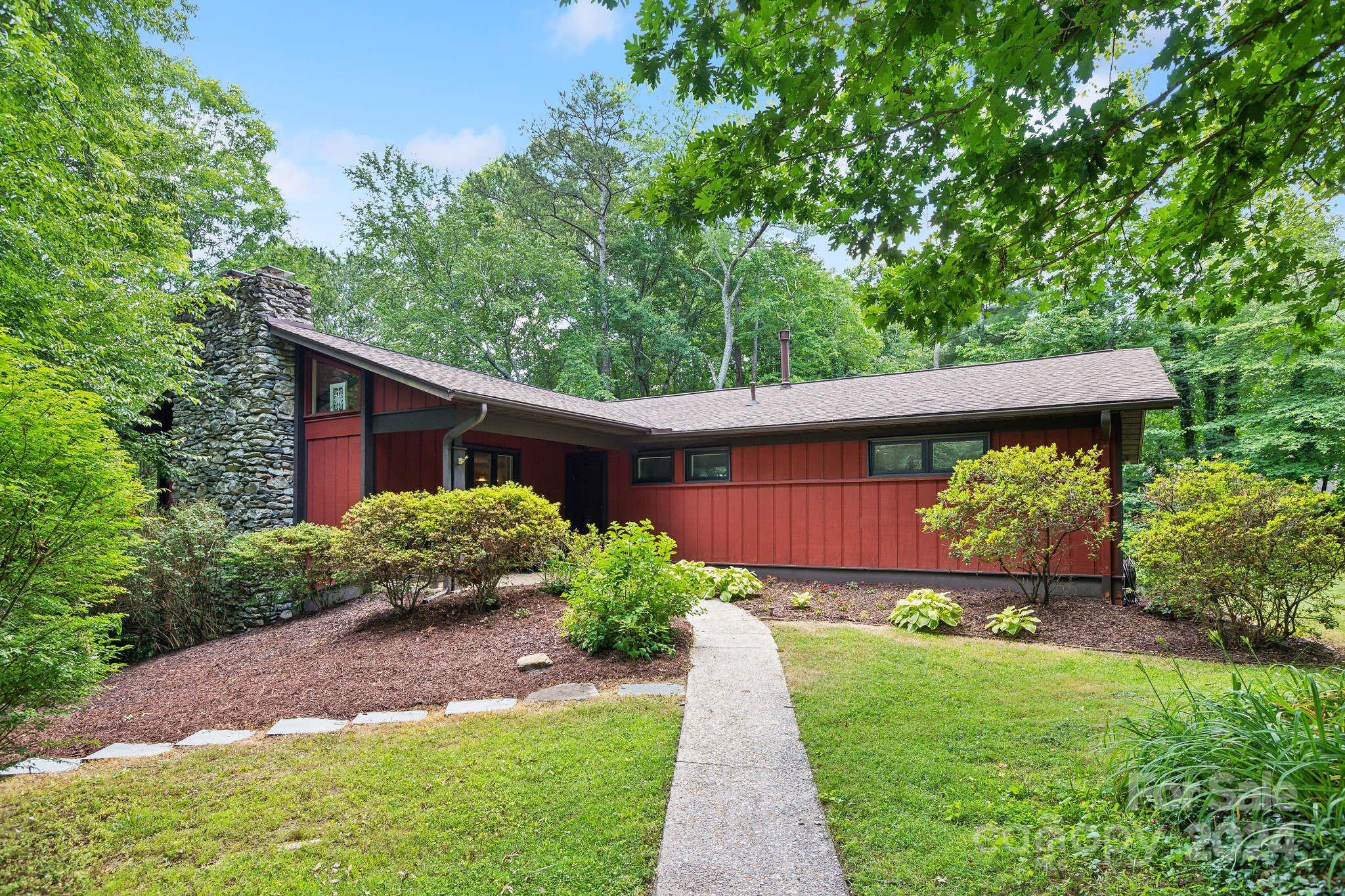 Property image 2 of 3115 Hickory Hill Road in Hickory Hill, Hendersonville, NC 28792