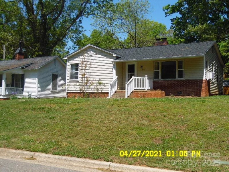 721 Sharpe Street
