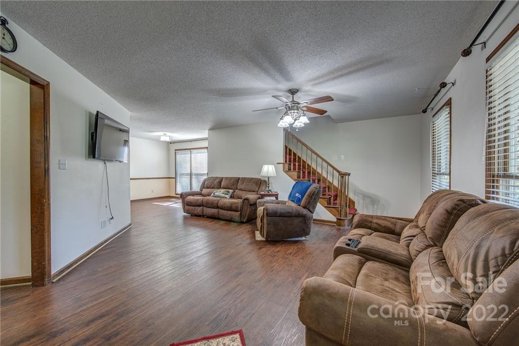 Property image 5 of 112 Louisbourg Court in Keltic Meadows, Gastonia, NC 28056