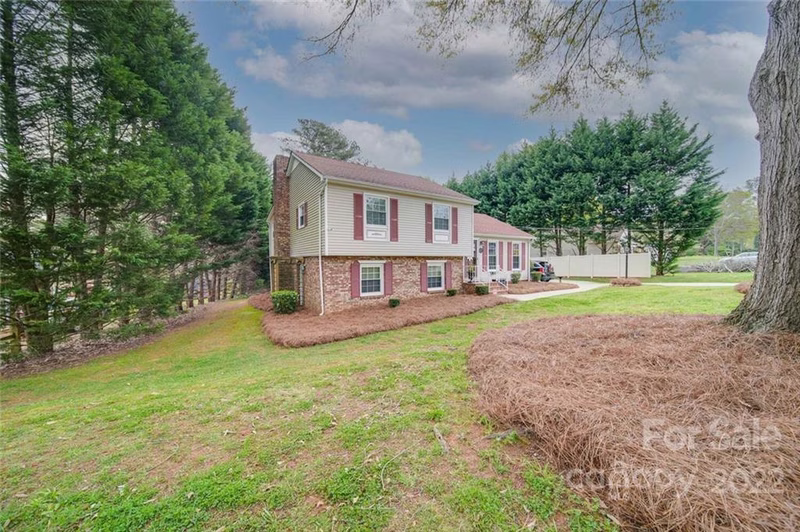 Property image 5 at 2433 Jacobs Road, Gastonia, NC 28054