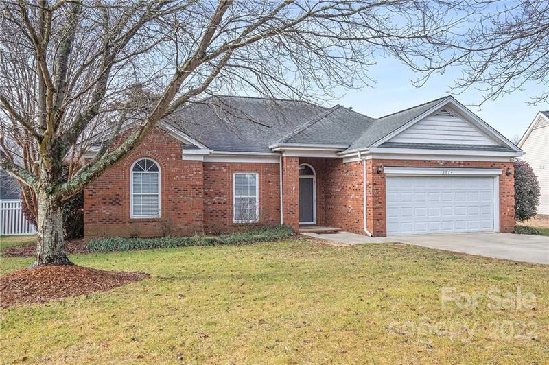 1974 Stratton Court
