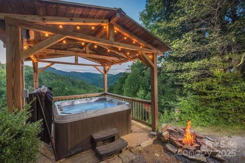 109 Damselfly Court