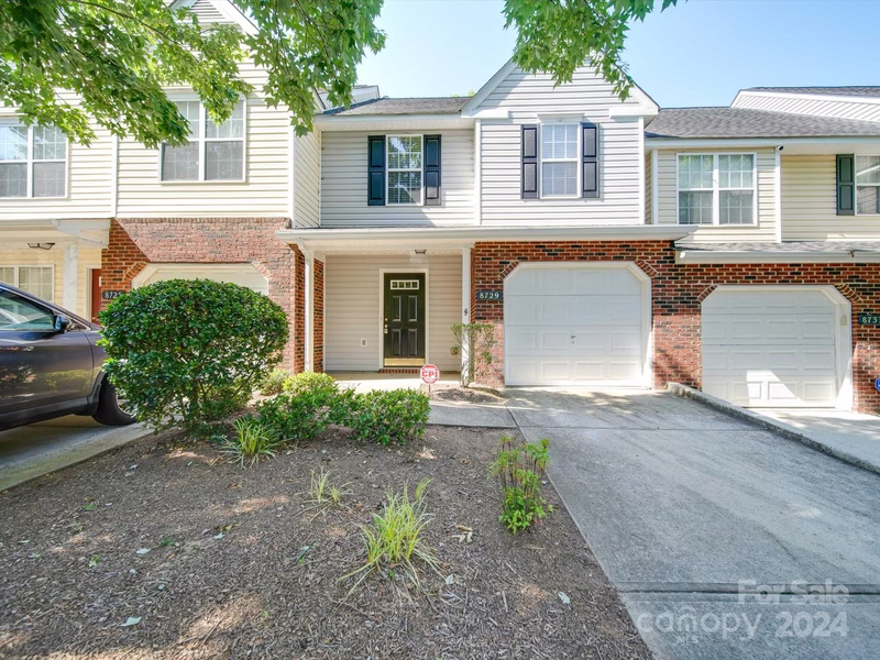 8729 Robinson Forest Drive