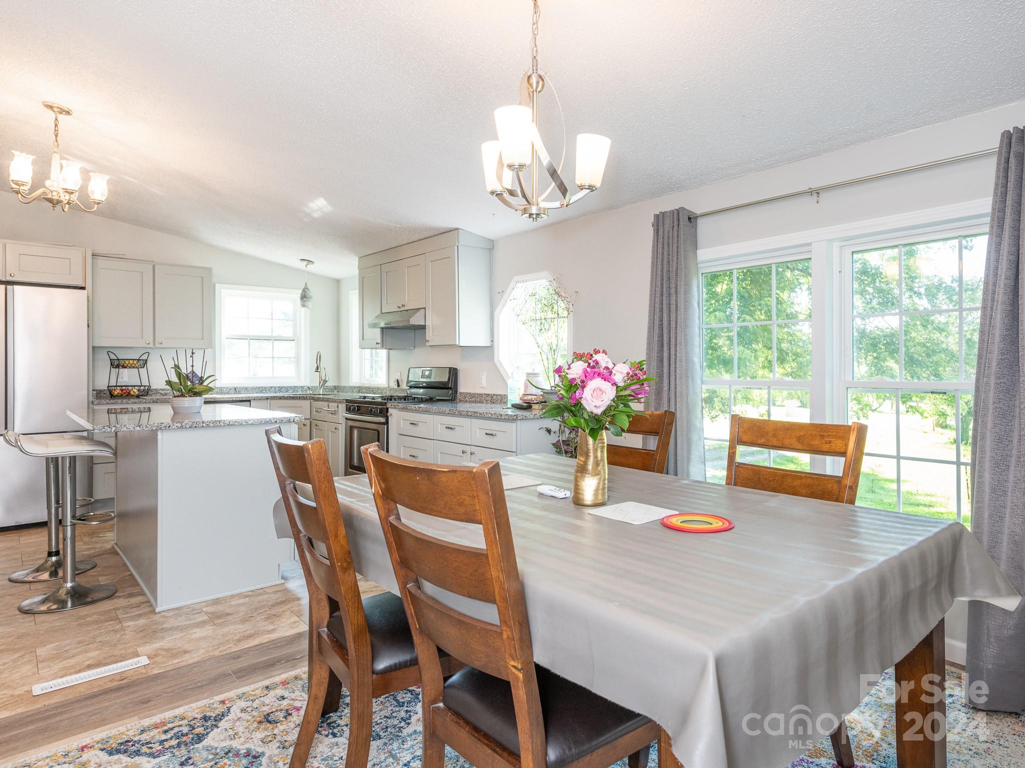 Property image 5 of 5215 Willow Run Drive in Hampton Meadows, Monroe, NC 28110