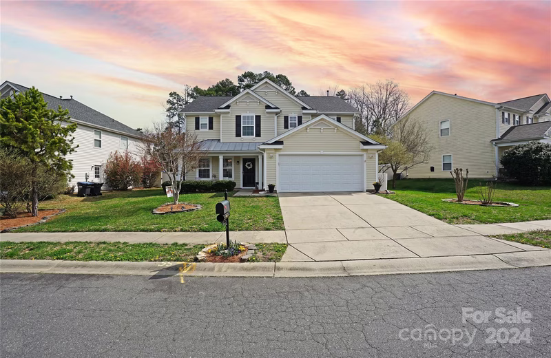 4622 Maho Lane