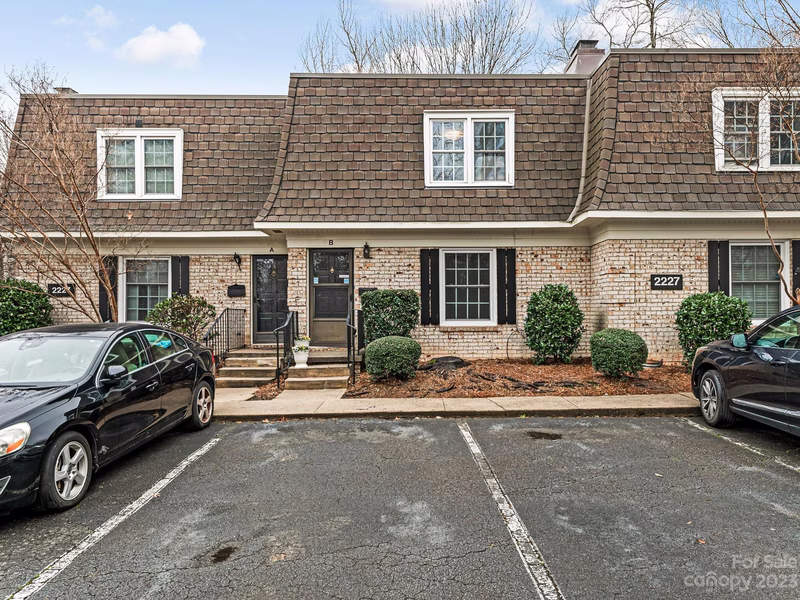 2227 Rexford Road