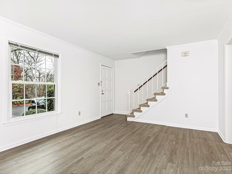 Property image 5 at 2227 Rexford Road, Charlotte, NC 28211