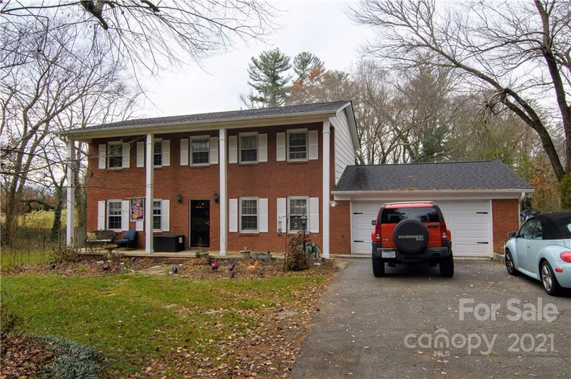 Property image 2 at 1103 N Rugby Road, Hendersonville, NC 28791