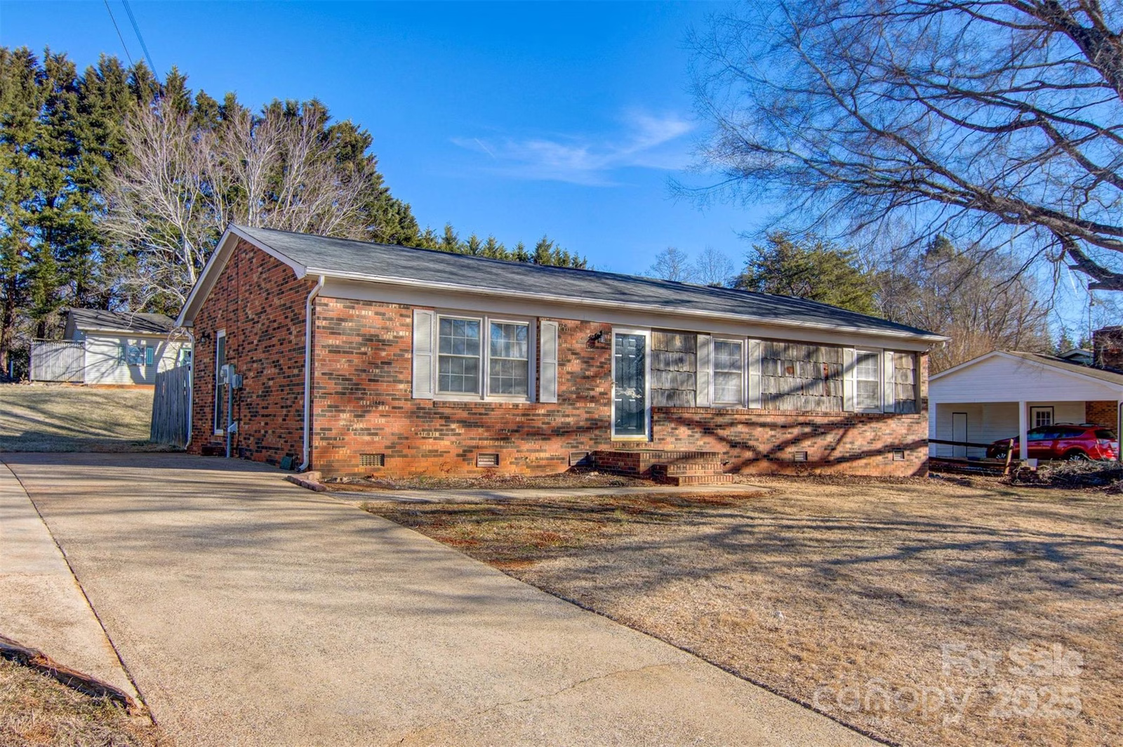 Property image 1 at 5584 Valley Field Road, Hickory, NC 28602