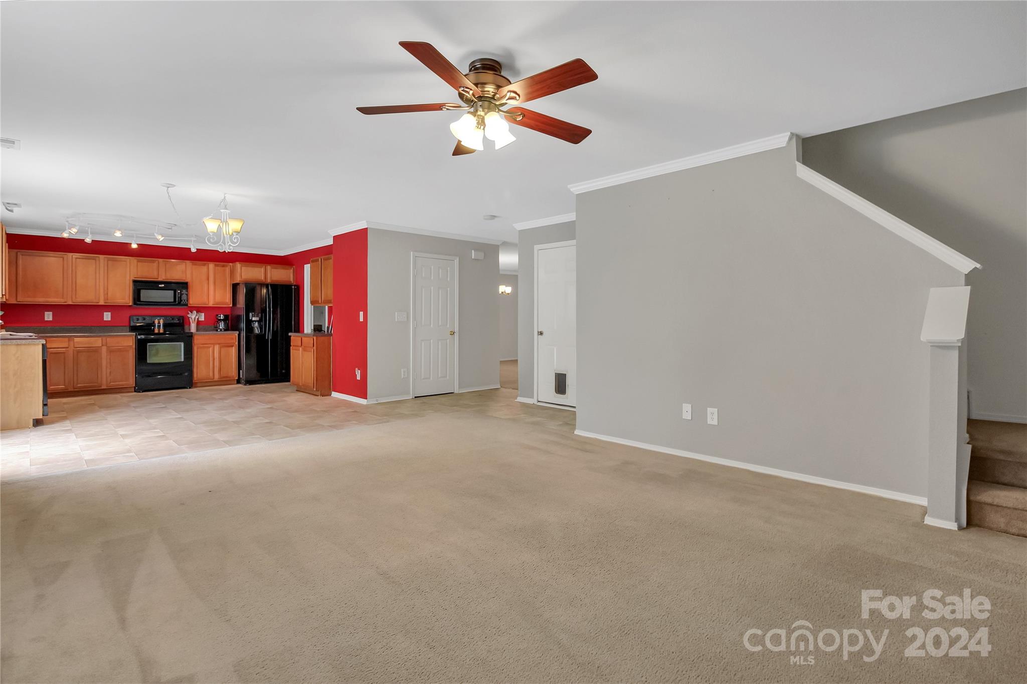 Property image 3 of 2532 Sweet Birch Court in Willow Creek, Gastonia, NC 28054