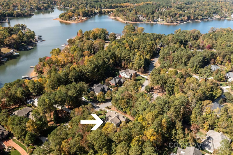 Property image 3 at 7595 Cottonwood Drive, Denver, NC 28037