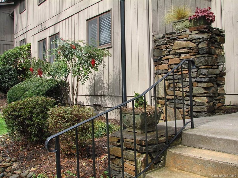 51 Lake Drive