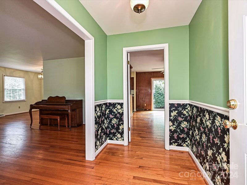 Property image 3 at 2142 Regent Court, Gastonia, NC 28054