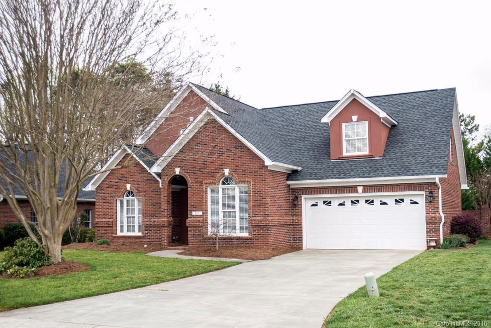 Property image 1 at 1527 Elkhart Circle, Gastonia, NC 28054