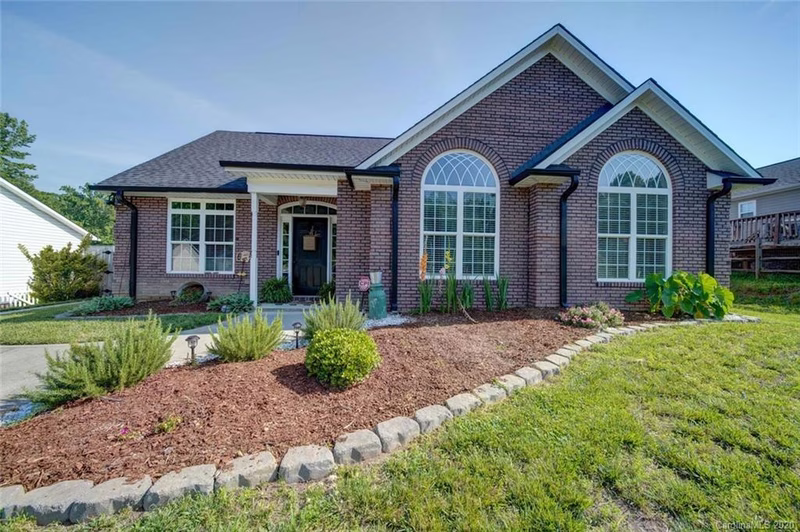 2022 Samantha Drive