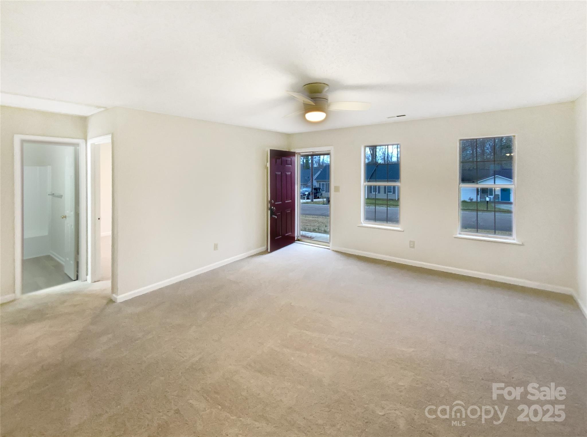 Property image 3 of 1313 Ridgewood Drive in Hidden Valley, Concord, NC 28027