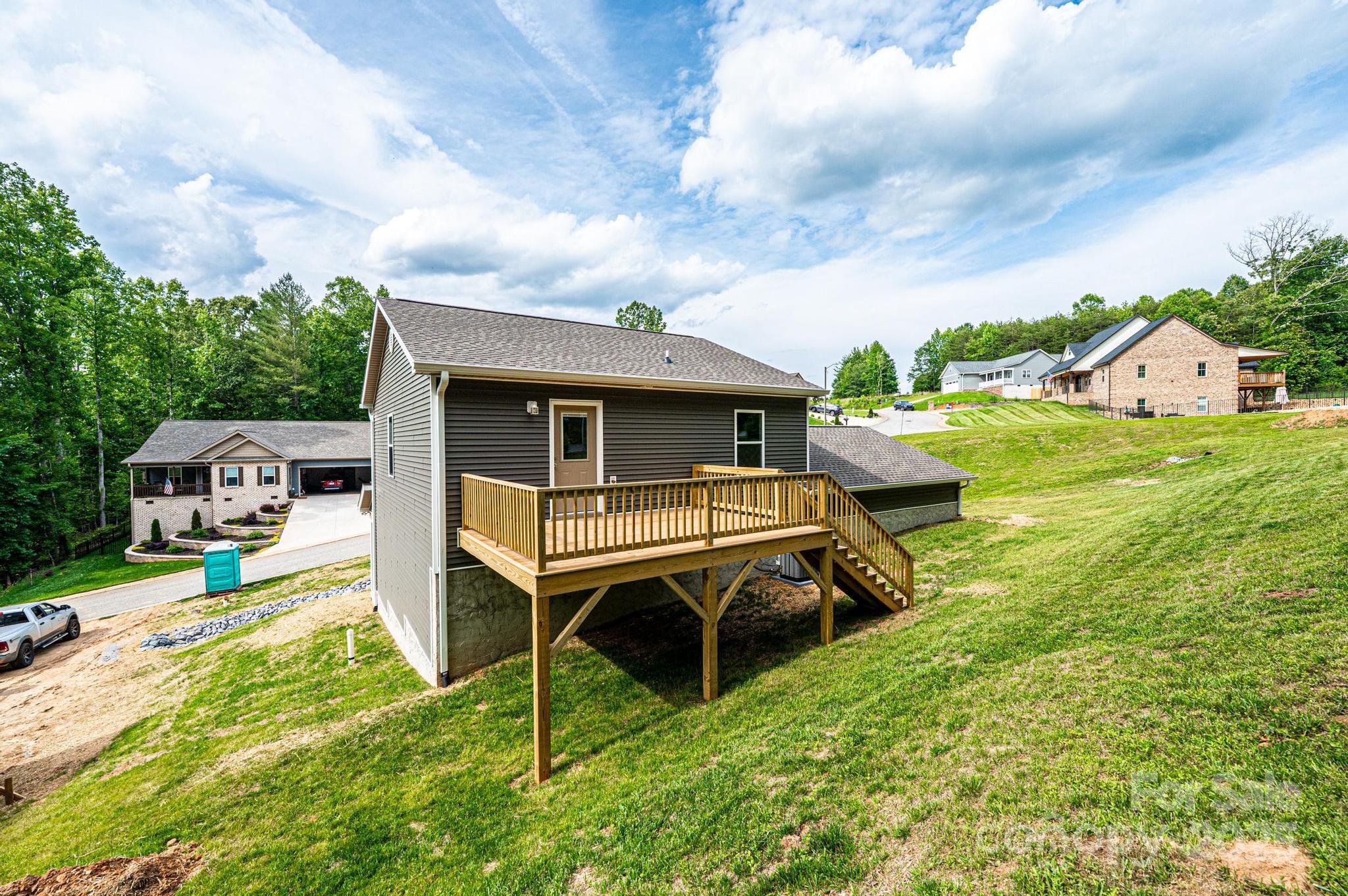 Property image 5 of 1214 Winter Place in Summerhill, Lenoir, NC 28645