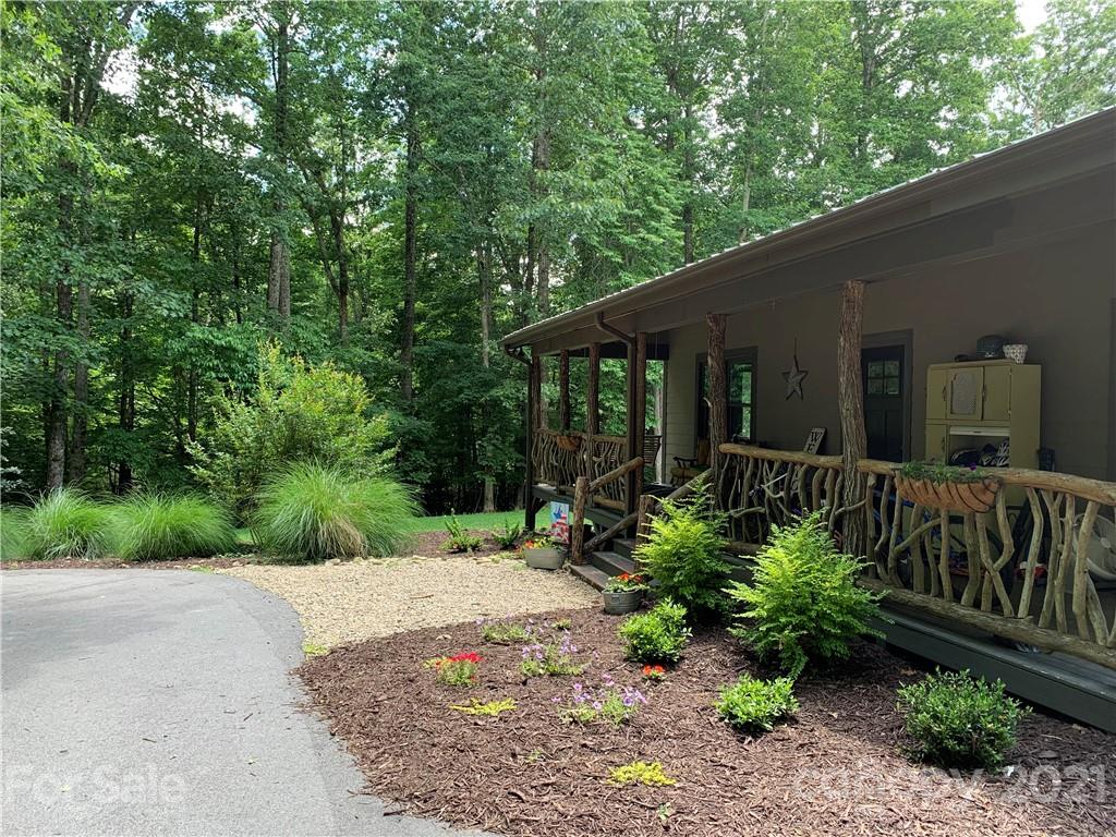 Property image 3 of 787 Kentwood Lane in Blue Ridge Overlook, Pisgah Forest, NC 28768
