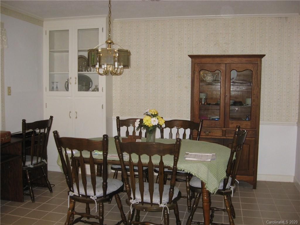 Property image 5 of 110 Tall Pine Circle in Westcliffe, Salisbury, NC 28147