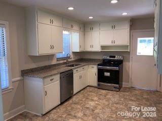 Property image 3 of 5814 Wedgewood Drive in Madison Park, Charlotte, NC 28210