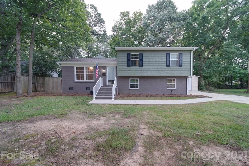 729 Forestbrook Drive